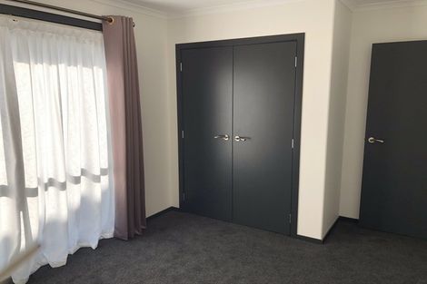 Photo of property in 19 Ribbonwood Close, Te Kauwhata, 3710