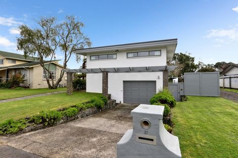 Photo of property in 37 Glen Lynne Avenue, Queenwood, Hamilton, 3210
