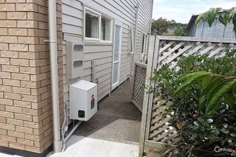 Photo of property in 32 Middlefield Drive, East Tamaki Heights, Auckland, 2016