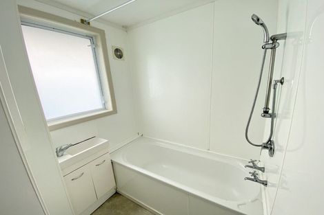 Photo of property in 56 Coates Street, Tawa, Wellington, 5028