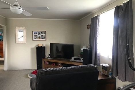 Photo of property in 2/59 Redcrest Avenue, Red Hill, Papakura, 2110