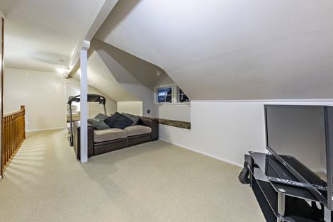 Photo of property in 1/25 Grande Vue Road, Hillpark, Auckland, 2102