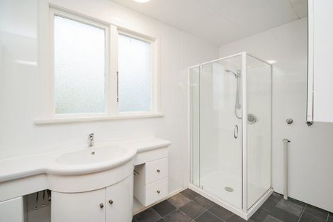 Photo of property in 49 Ferry Road, West Plains, Invercargill, 9879