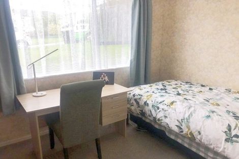 Photo of property in 77 Baylands Drive, Newlands, Wellington, 6037