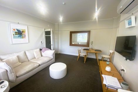 Photo of property in Fountain Court, 9/48 Oriental Parade, Oriental Bay, Wellington, 6011