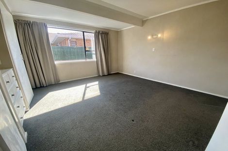 Photo of property in 1/38 Takapu Street, Henderson, Auckland, 0612