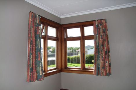 Photo of property in 9 Ossian Street, Milton, 9220