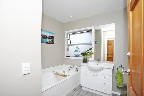 Photo of property in 178 Otatara Road, New River Ferry, Invercargill, 9879