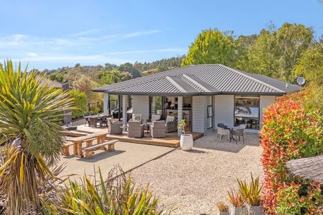 Photo of property in 2 Kahu Close, Kaiteriteri, Motueka, 7197