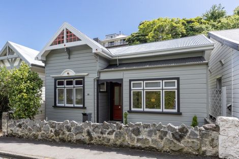 Photo of property in 18 Faraday Street, Hospital Hill, Napier, 4110