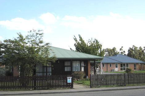 Photo of property in 61/57 North Terrace, Darfield, 7510