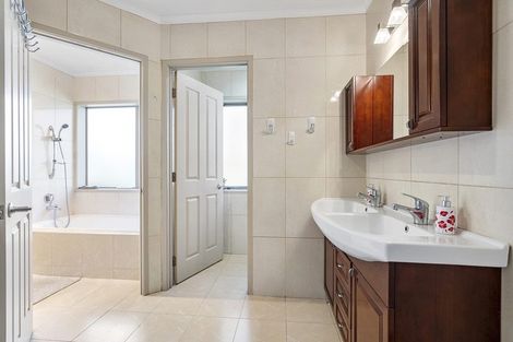 Photo of property in 36 Vinewood Drive, Albany, Auckland, 0632