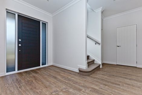 Photo of property in 10 Seafort Lane, Silverdale, 0932