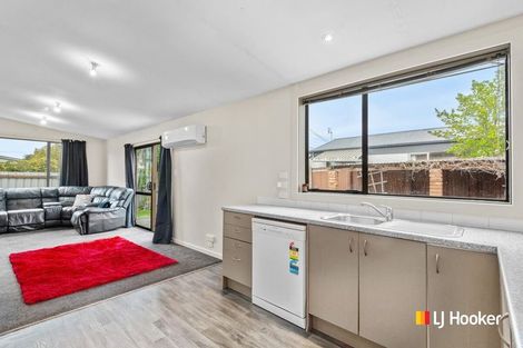 Photo of property in 101 Oxford Street, South Dunedin, Dunedin, 9012