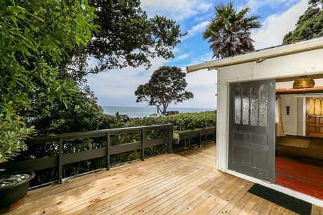 Photo of property in 25-27 Onaero Beach Road, Onaero, Waitara, 4383