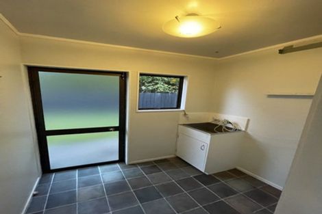 Photo of property in 1/127 Clevedon Road, Papakura, 2110