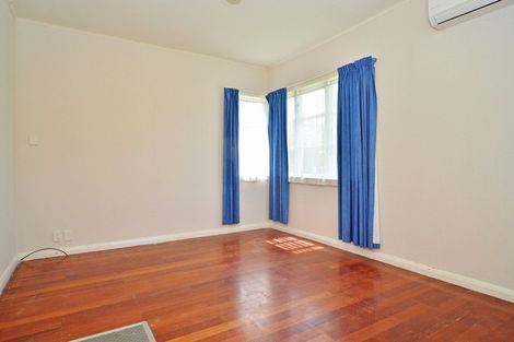 Photo of property in 46 Brandon Street, Featherston, 5710