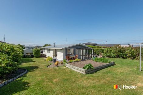 Photo of property in 29 Estuary Crescent, Fairfield, Dunedin, 9018