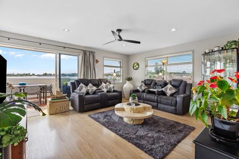 Photo of property in 37 Contour Avenue, Pyes Pa, Tauranga, 3112