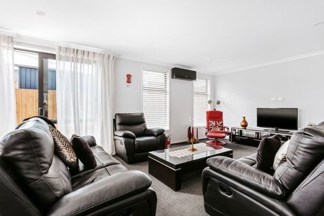Photo of property in 68 Bert Wall Drive, Omokoroa, 3114
