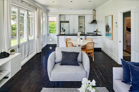 Photo of property in 26 Richmond Street, Petone, Lower Hutt, 5012