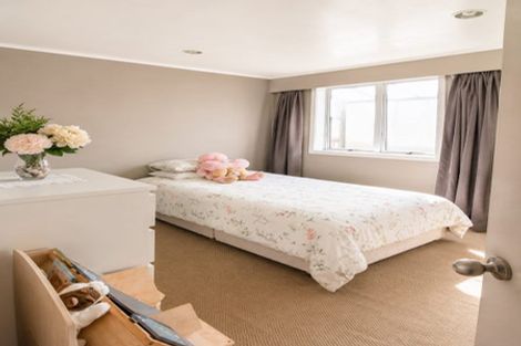 Photo of property in 2/9 Hamilton Road, Papatoetoe, Auckland, 2025