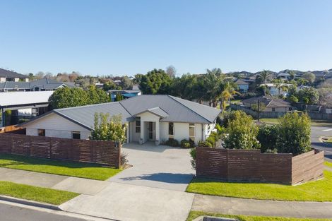 Photo of property in 2 Sharman Place, Pyes Pa, Tauranga, 3112