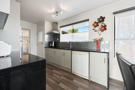 Photo of property in 112 Pukete Road, Pukete, Hamilton, 3200