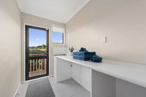 Photo of property in 13 Pioneer Grove, Silverstream, Upper Hutt, 5019