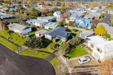 Photo of property in 2 Ajax Place, Highbury, Palmerston North, 4412