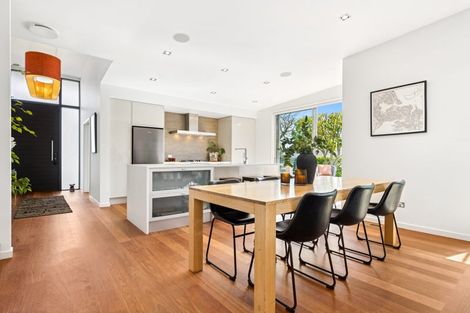 Photo of property in 6 Woolshed Lane, Pukekohe, 2120