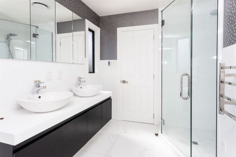 Photo of property in 127 Regent's Park Drive, Casebrook, Christchurch, 8051