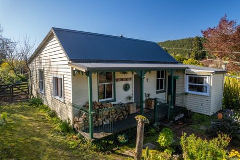 Photo of property in 135 River Terrace Road, Brightwater, 7091