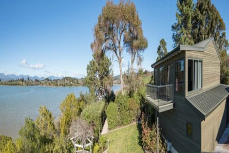 Photo of property in Atholwood Luxury Accommodation, 118 Bronte Road East, Bronte, Upper Moutere, 7173