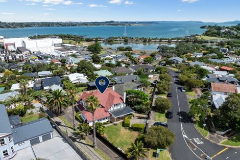 Photo of property in 41 Quadrant Road, Onehunga, Auckland, 1061