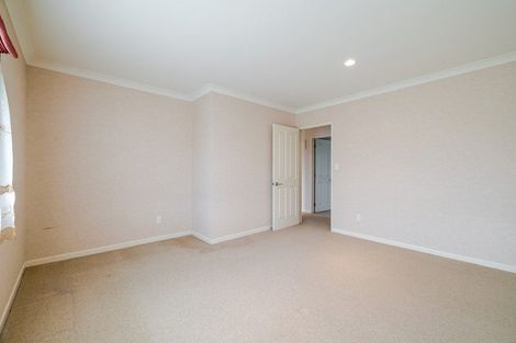 Photo of property in 66 Royal Oak Drive, Kelvin Grove, Palmerston North, 4414
