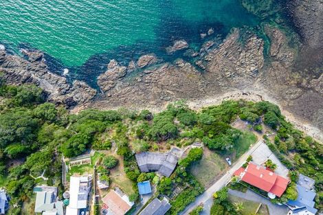 Photo of property in 18 Heretaunga Crescent, Cable Bay, 0420