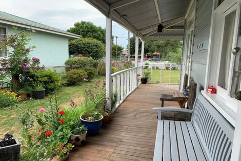 Photo of property in 47 Charlotte Street, Takapau, 4203