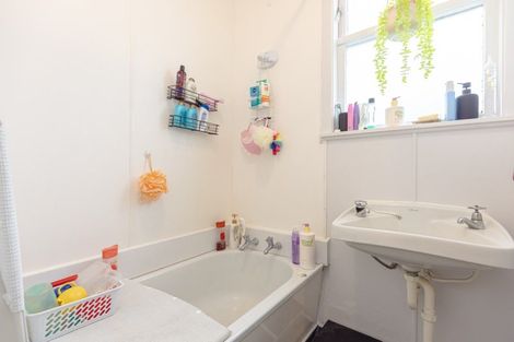 Photo of property in 67 Titoki Street, Castlecliff, Whanganui, 4501