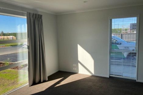 Photo of property in 120 Broadway Parade, Rolleston, 7615