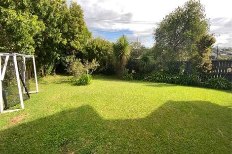 Photo of property in 859 Beach Road, Waiake, Auckland, 0630