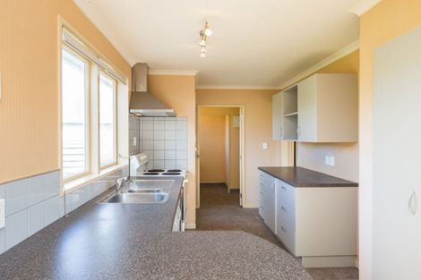 Photo of property in 95 Churchill Avenue, Hokowhitu, Palmerston North, 4410