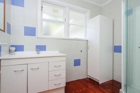 Photo of property in 71 Glendale Road, Glen Eden, Auckland, 0602