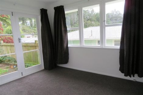 Photo of property in 19 Shackleton Grove, Stokes Valley, Lower Hutt, 5019
