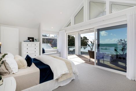 Photo of property in 15 Shelly Beach Parade, Cockle Bay, Auckland, 2014