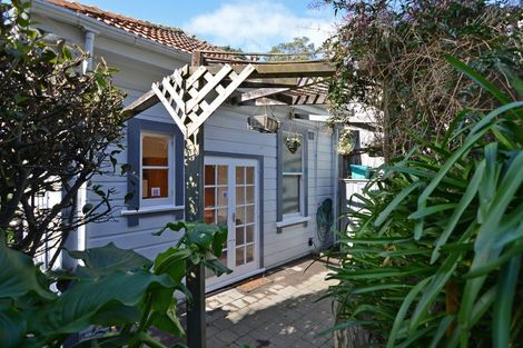 Photo of property in 20 Hinau Road, Hataitai, Wellington, 6021
