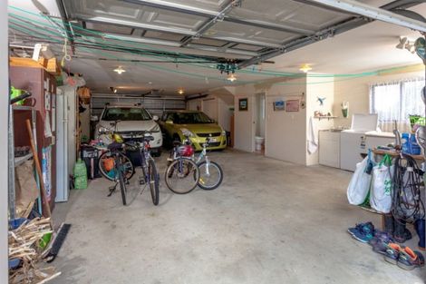 Photo of property in 20a Moray Place, Whiritoa, Whangamata, 3691