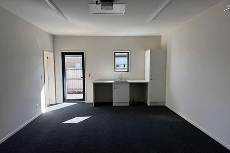 Photo of property in 90 Nursery Road, Phillipstown, Christchurch, 8011