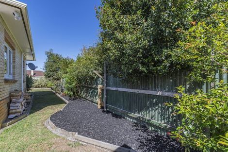 Photo of property in 2 Gibson Road, Tuakau, 2121
