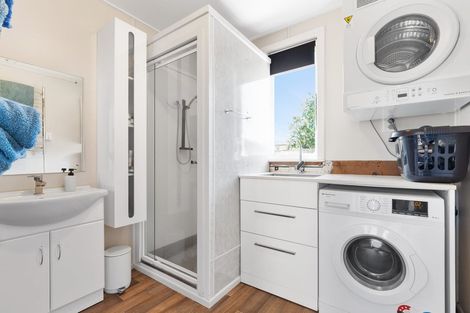 Photo of property in 2 Gibson Road, Tuakau, 2121